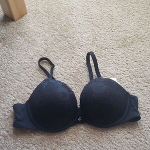 Victoria's Secret 36B Black Lace Body By Victoria Push Up Padded Bra